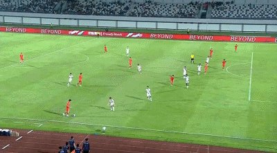 1770595885105036179.gif